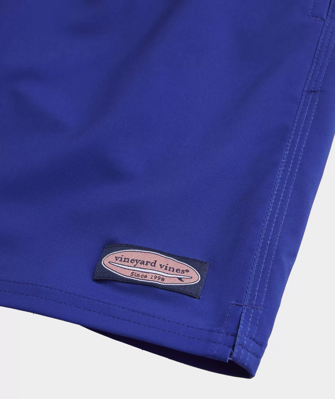 Vineyard Vines 7 Inch Solid Chappy Swim Trunks< Swimwear