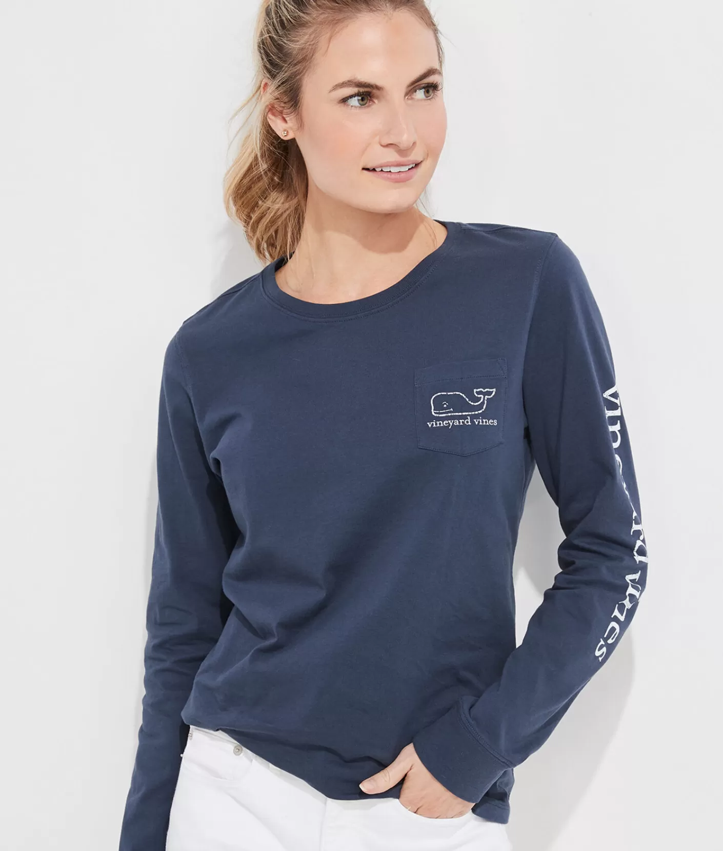 Vineyard Vines Vintage Whale Long-Sleeve Tee< Tees
